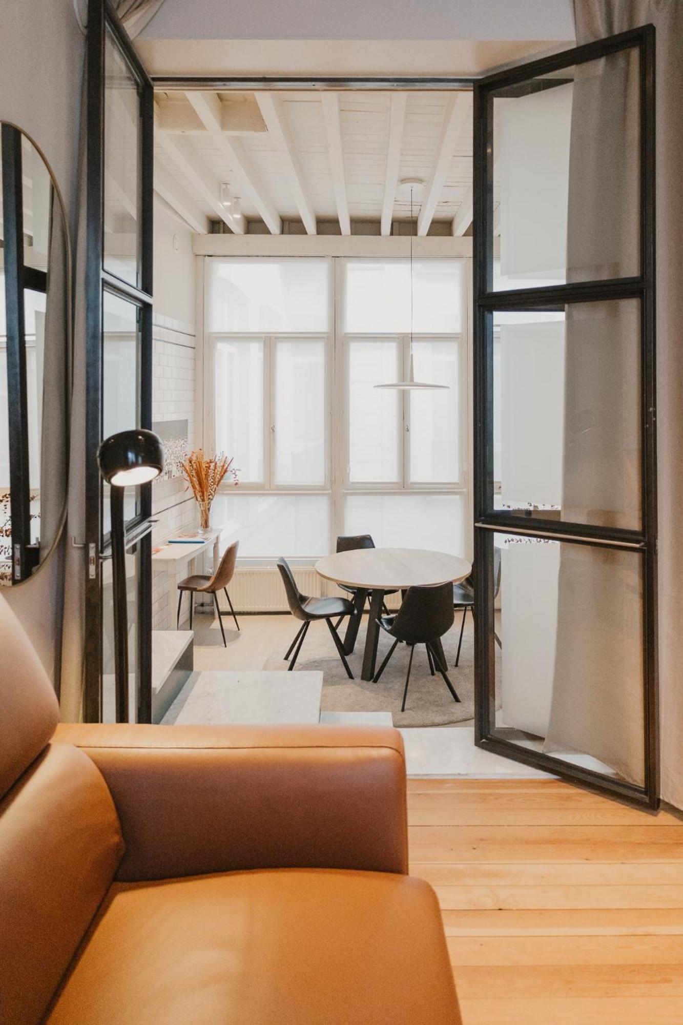 Blue Bird Residence Antwerpen Ngoại thất bức ảnh